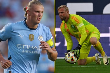 Former Citizens shot-stopper starred in the Hoops' pre-season victory at the Kenan Memorial Stadium